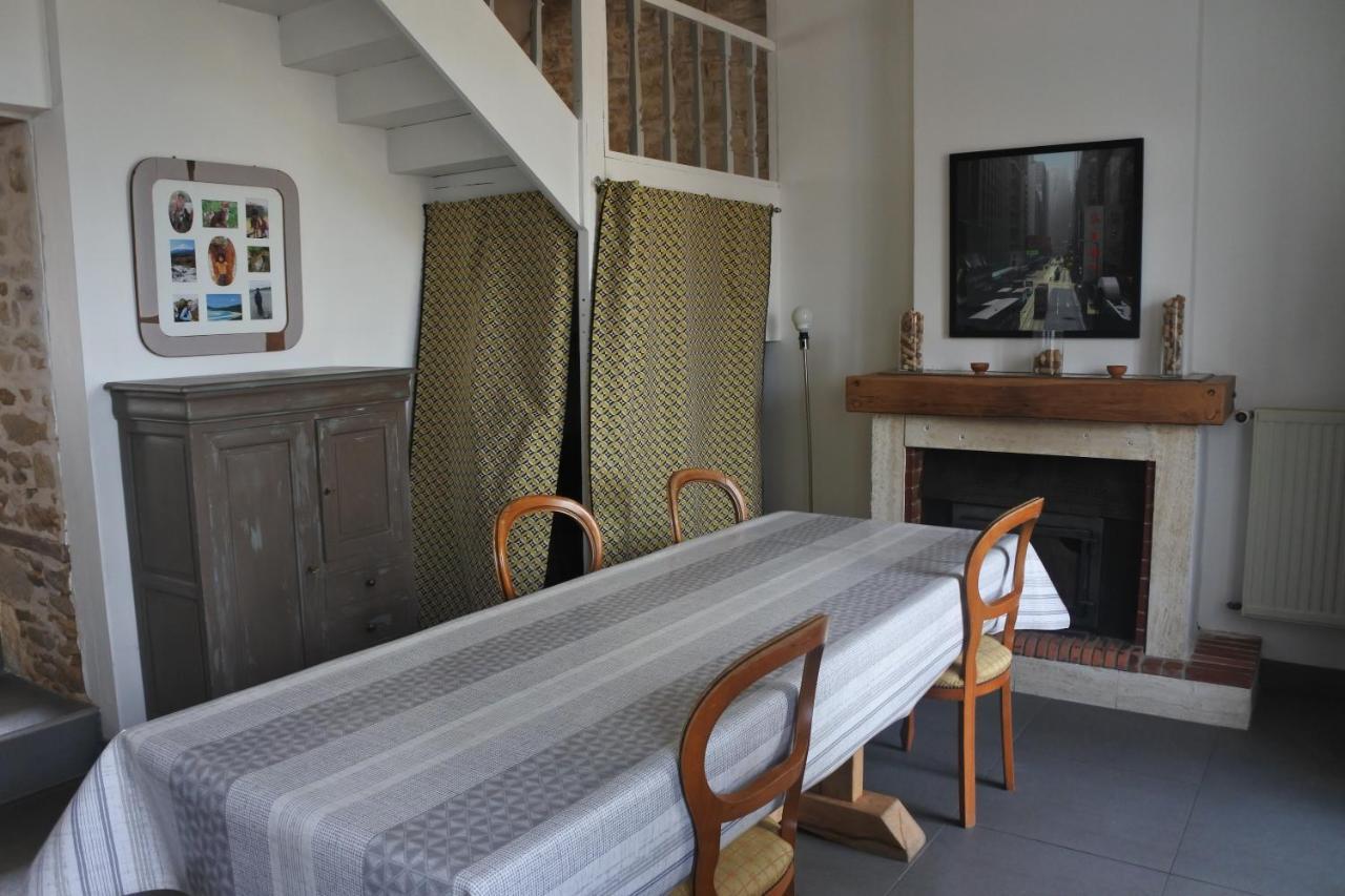 Maison De Village Spacieuse Et Confortable Le Gué-de-Velluire Dış mekan fotoğraf
